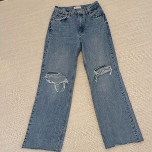 Zara Trendy Women's Blue Distressed Jeans